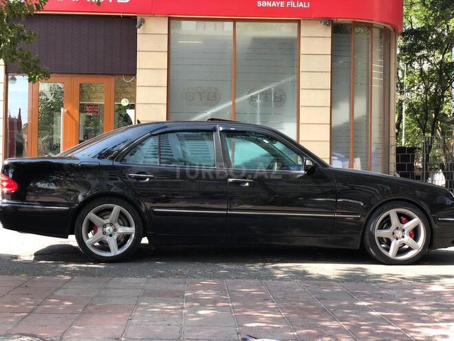 Mercedes E 200 2001, 234,000 km - 2.0 l - Bakı