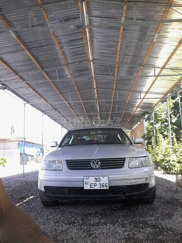 Volkswagen Passat 1999, 23,452 km - 0.2 л - Sabirabad