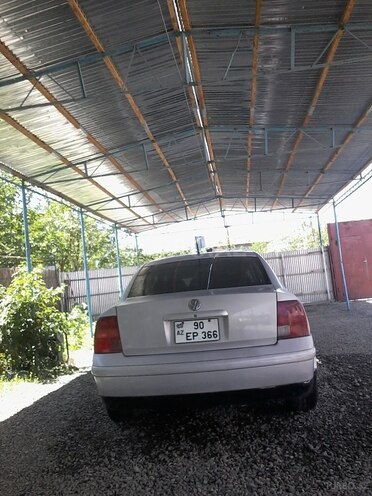 Volkswagen Passat 1999, 23,452 km - 0.2 л - Sabirabad
