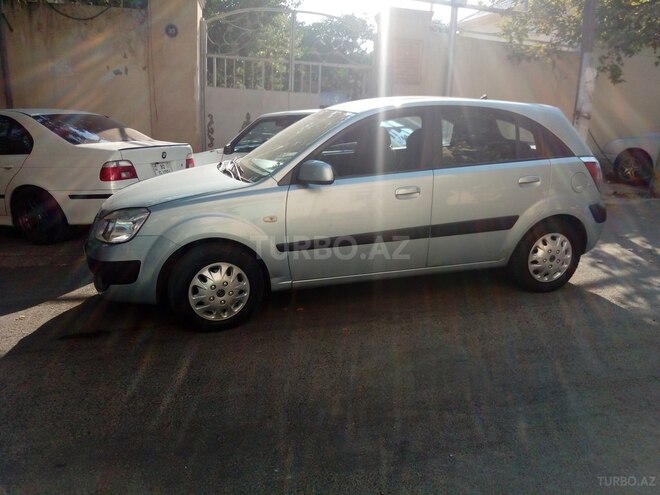 Kia Rio 2005, 170,000 km - 1.5 l - Bakı