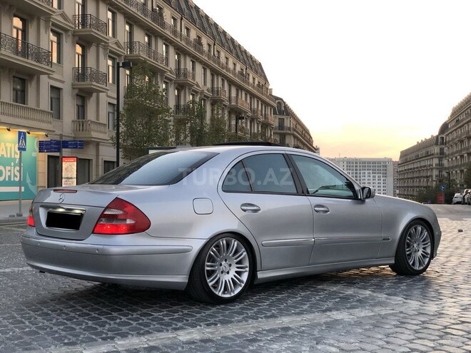 Mercedes E 320 2003, 243,000 km - 3.2 л - Bakı