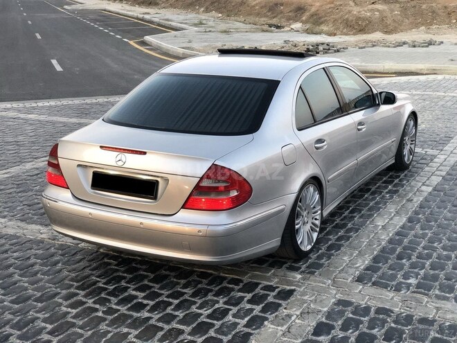 Mercedes E 320 2003, 243,000 km - 3.2 л - Bakı