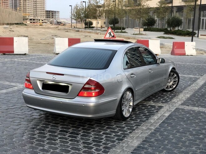 Mercedes E 320 2003, 243,000 km - 3.2 л - Bakı