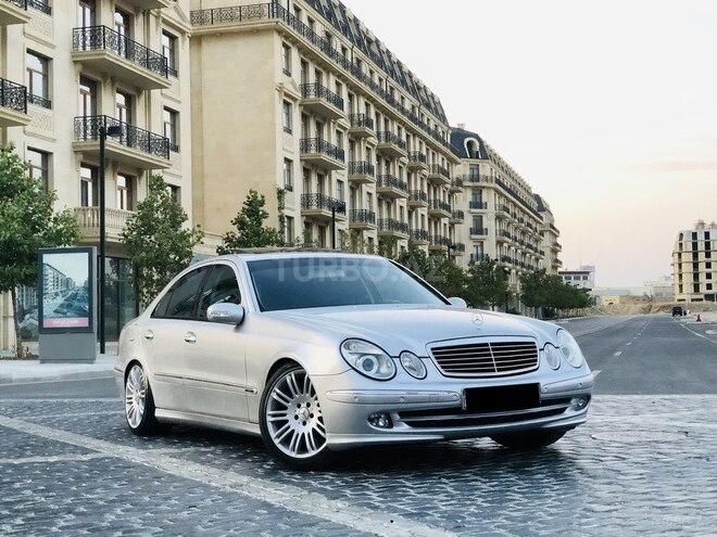 Mercedes E 320 2003, 243,000 km - 3.2 л - Bakı