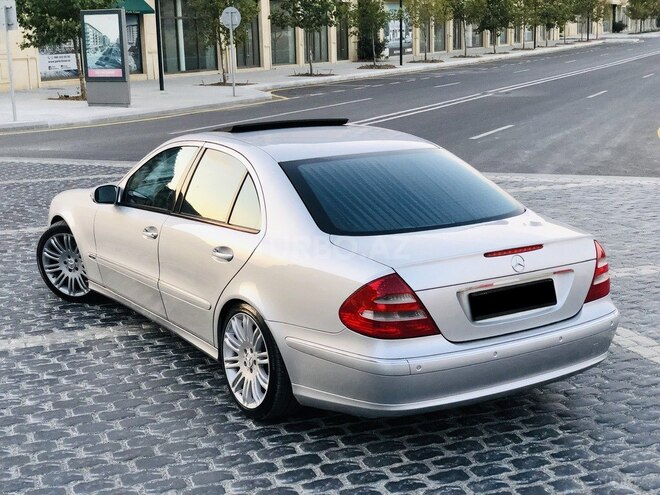 Mercedes E 320 2003, 243,000 km - 3.2 л - Bakı