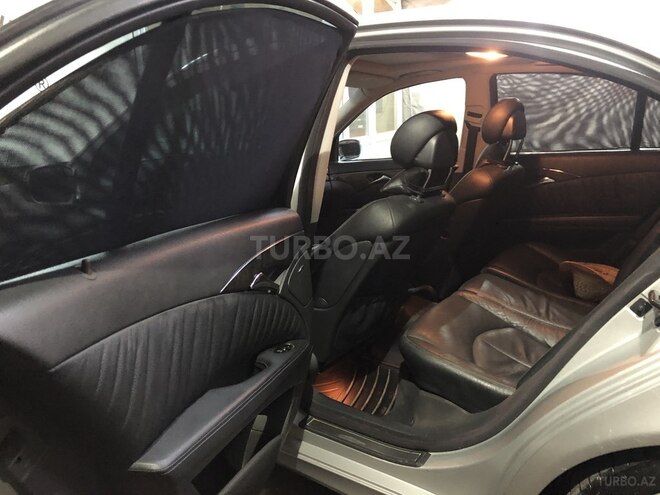 Mercedes E 320 2003, 243,000 km - 3.2 л - Bakı