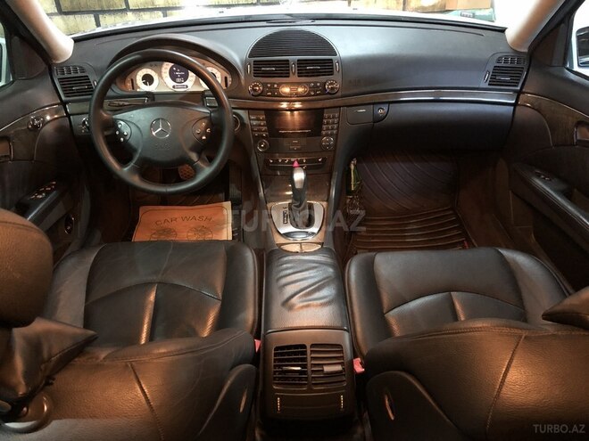 Mercedes E 320 2003, 243,000 km - 3.2 л - Bakı
