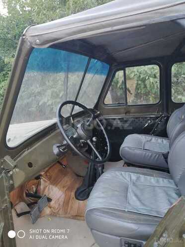 UAZ 469 1975, 37,000 km - 2.4 l - Gəncə