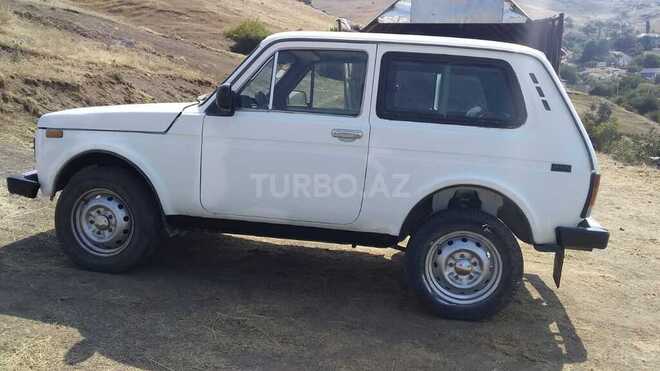 LADA (VAZ) Niva 1997, 170,000 km - 1.7 l - Lerik
