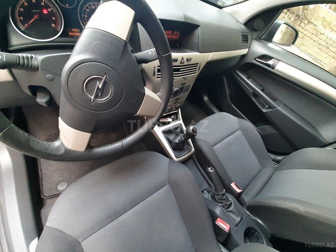 Opel Astra 2007, 142,000 km - 1.4 л - Bakı