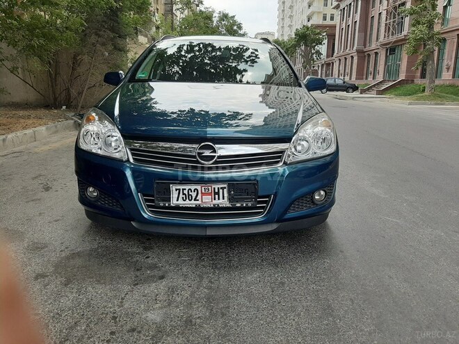 Opel Astra 2007, 142,000 km - 1.4 л - Bakı