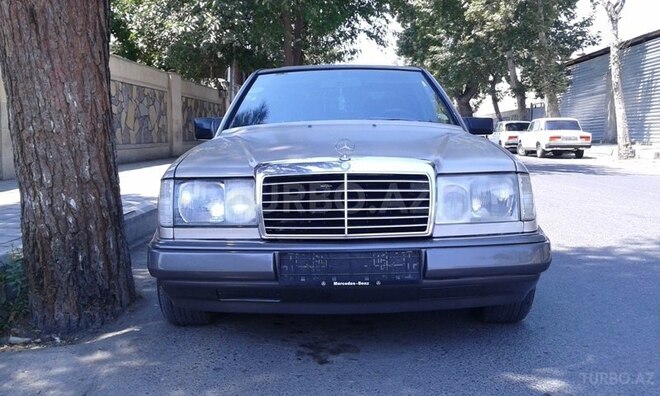 Mercedes E 230 1987, 152,354 km - 2.3 l - Bərdə