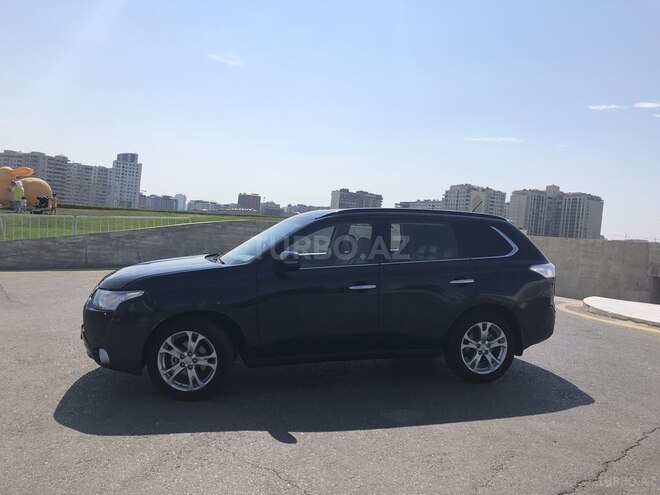 Mitsubishi Outlander 2014, 58,000 km - 2.4 l - Bakı