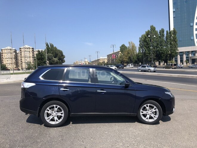 Mitsubishi Outlander 2014, 58,000 km - 2.4 l - Bakı