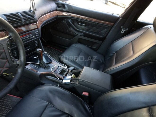 BMW 528 1996, 323,232 km - 2.8 l - Bakı