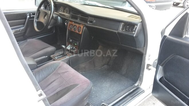 Mercedes 190 1991, 324,569 km - 2.0 l - Bakı