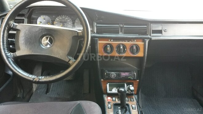 Mercedes 190 1991, 324,569 km - 2.0 l - Bakı