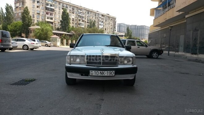 Mercedes 190 1991, 324,569 km - 2.0 l - Bakı