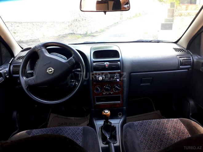 Opel Astra 1998, 246,344 km - 1.6 l - Şəki