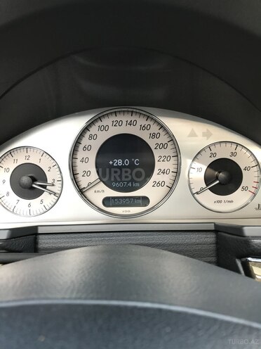 Mercedes E 220 2006, 153,957 km - 2.2 l - Bakı