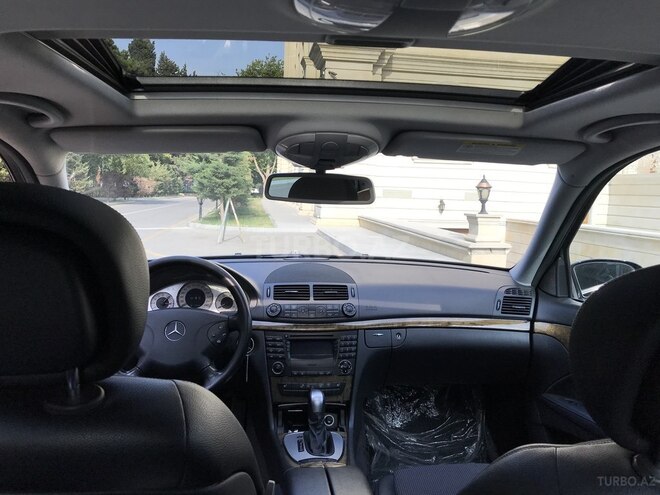 Mercedes E 220 2006, 153,957 km - 2.2 l - Bakı