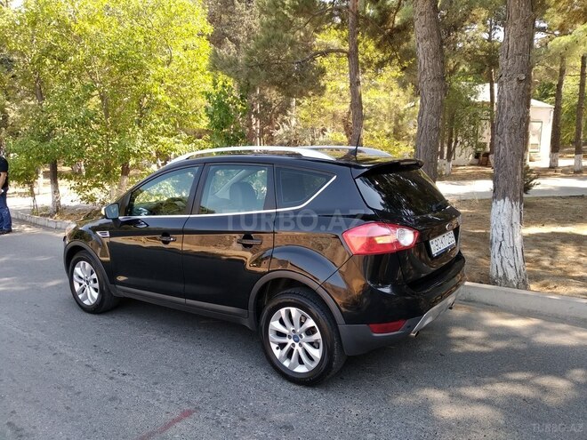 Ford Kuga 2010, 242,000 km - 2.5 л - Sumqayıt