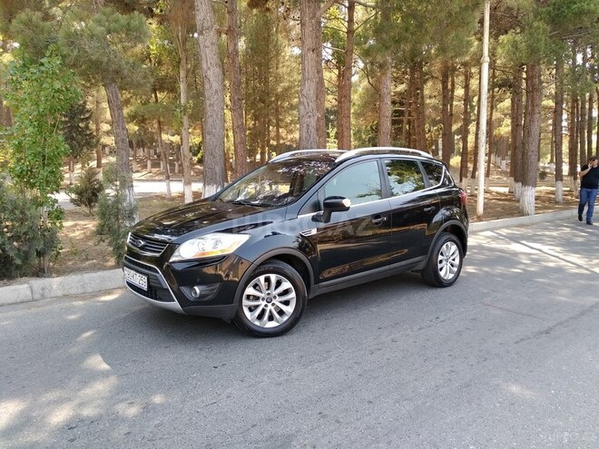 Ford Kuga 2010, 242,000 km - 2.5 л - Sumqayıt