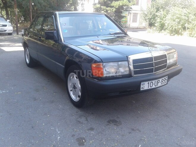 Mercedes 190 1992, 245,236 km - 2.3 л - Bakı