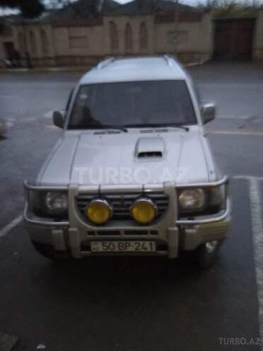 Mitsubishi Pajero 1995, 354,000 km - 0.3 l - Bakı