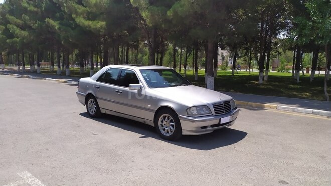 Mercedes C 220 1999, 340,000 km - 2.2 л - Sumqayıt