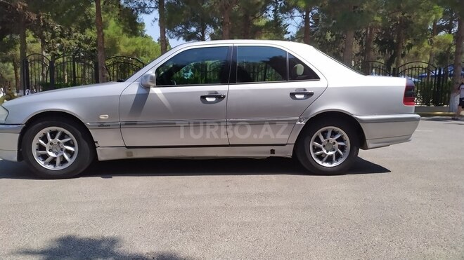 Mercedes C 220 1999, 340,000 km - 2.2 л - Sumqayıt