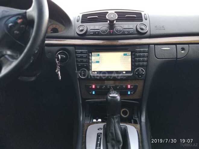 Mercedes E 240 2003, 154,000 km - 2.6 л - Bakı