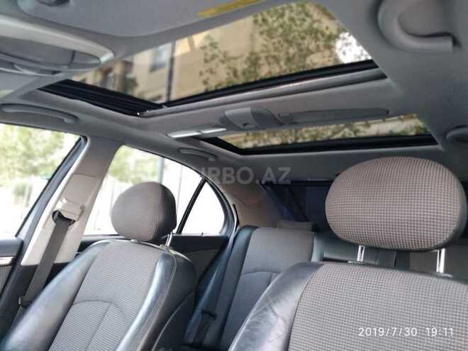 Mercedes E 240 2003, 154,000 km - 2.6 л - Bakı