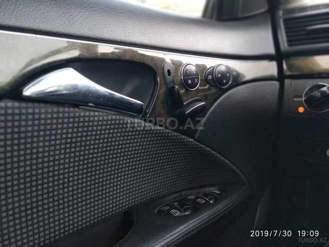 Mercedes E 240 2003, 154,000 km - 2.6 л - Bakı