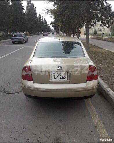 Volkswagen Passat 2001, 322,000 km - 1.8 l - Bakı
