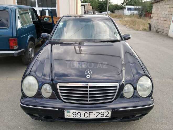 Mercedes E 260 2000, 281,000 km - 2.6 l - Quba