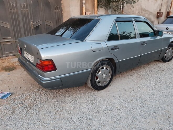 Mercedes E 230 1990, 354,252 km - 2.3 l - Bakı