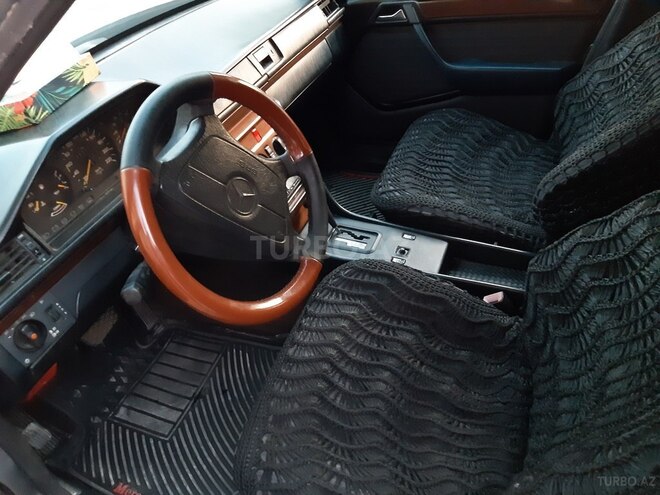Mercedes E 230 1990, 354,252 km - 2.3 l - Bakı