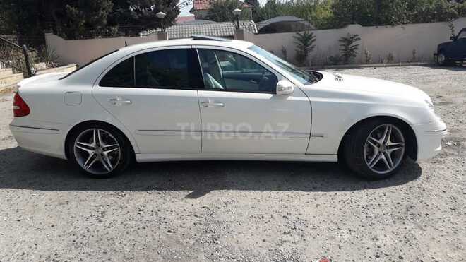 Mercedes E 260 2004, 284,000 km - 2.6 l - Bakı
