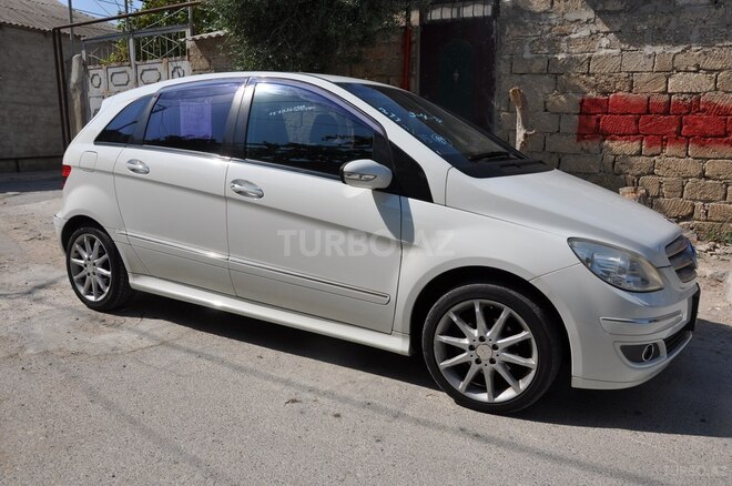 Mercedes B 170 2008, 66,000 km - 1.7 л - Bakı