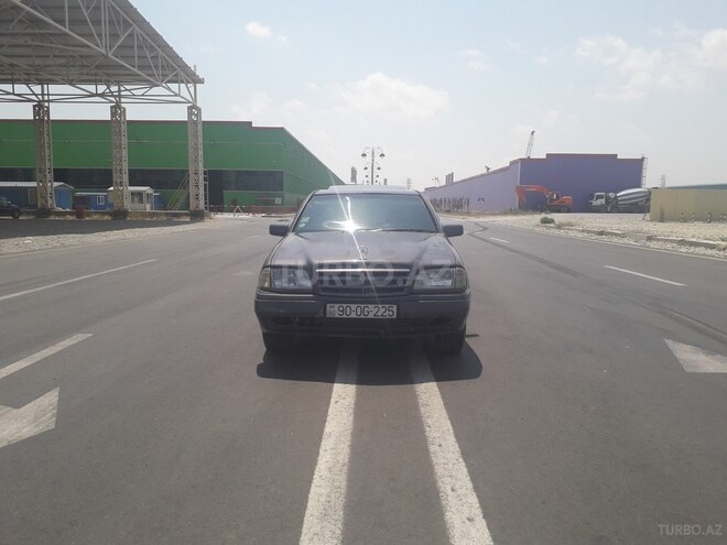 Mercedes C 220 1995, 369,528 km - 2.2 l - Sumqayıt