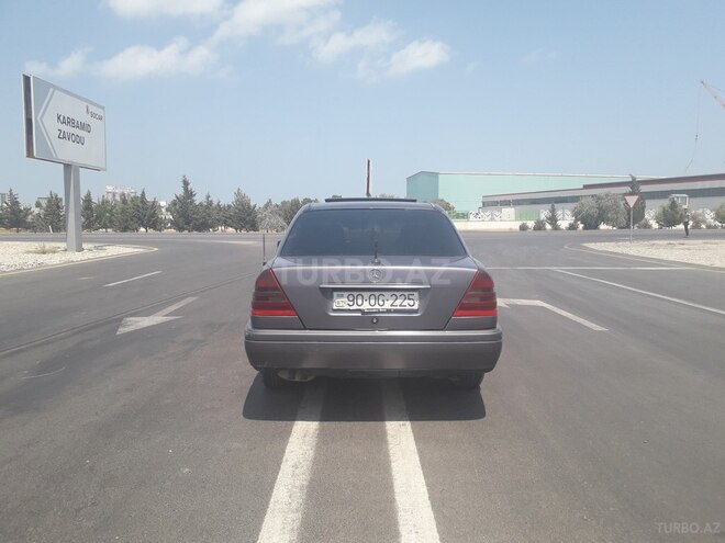 Mercedes C 220 1995, 369,528 km - 2.2 l - Sumqayıt