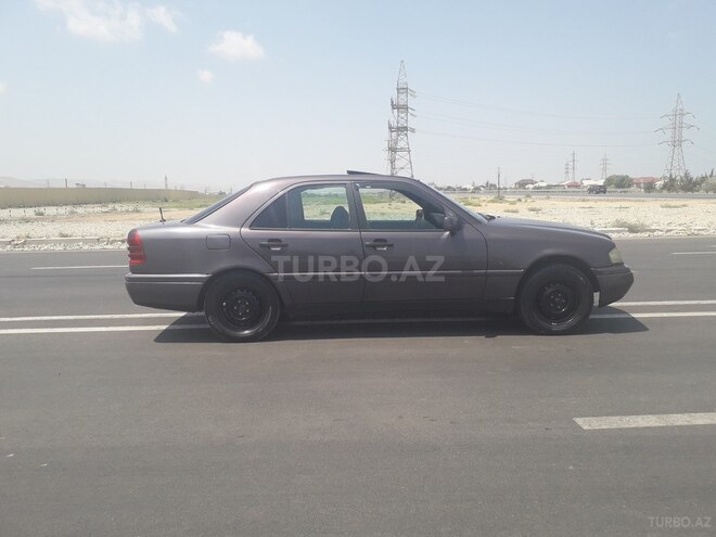 Mercedes C 220 1995, 369,528 km - 2.2 l - Sumqayıt
