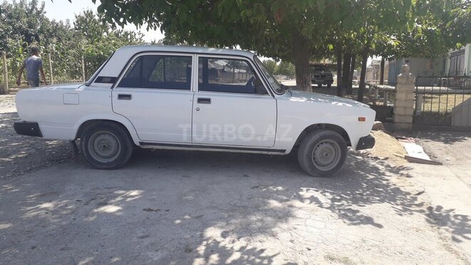 LADA (VAZ) 2107 2007, 34,675 km - 1.5 l - Quba