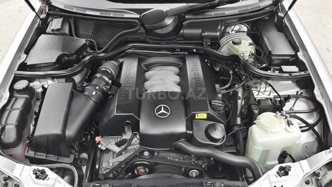 Mercedes E 240 2000, 273,000 km - 2.4 l - Bakı
