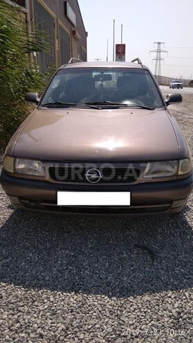 Opel Astra 1997, 282,500 km - 1.6 л - Bakı