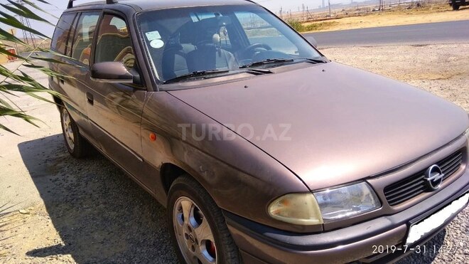 Opel Astra 1997, 282,500 km - 1.6 л - Bakı