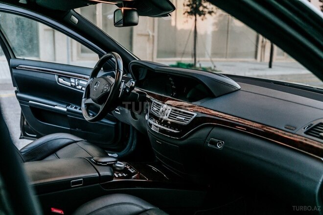 Mercedes S 63 AMG 2011, 100,000 km - 6.3 l - Bakı