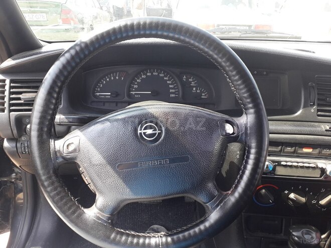 Opel Vectra 1998, 3,008,546 km - 1.8 l - Sumqayıt