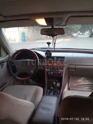 Mercedes C 220 1995, 345,000 km - 2.2 л - Bakı